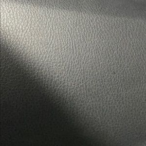 Meet your Posher, Holly